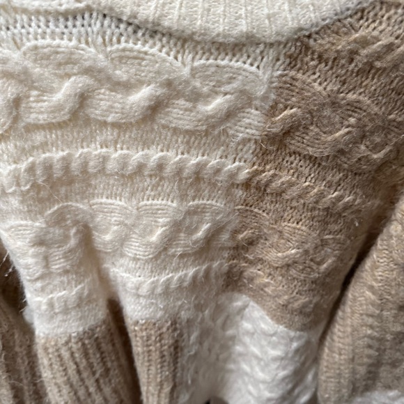 Abercrombie & Fitch Cable Knit Sweater - Cream and Brown - Picture 3 of 4